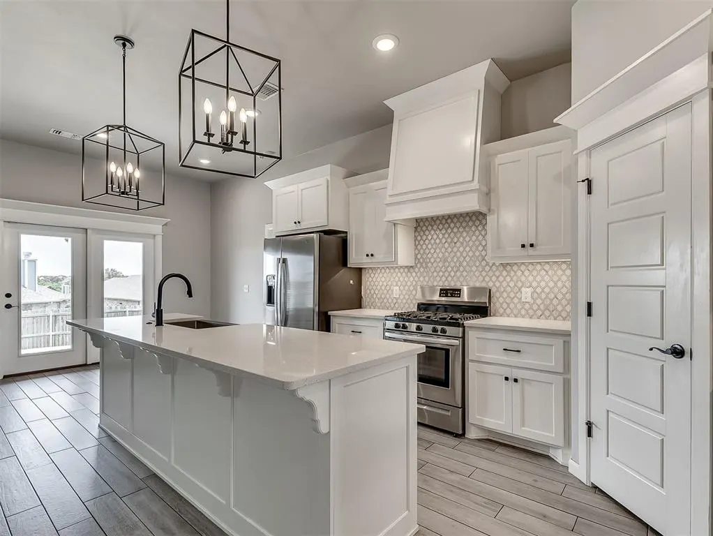 Photo 10 — 8324 Lambert Way, Edmond, OK 73034