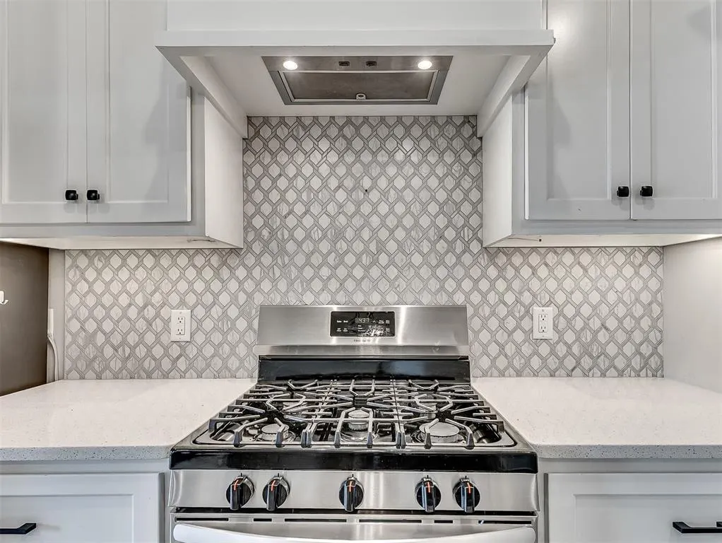 Photo 11 — 8324 Lambert Way, Edmond, OK 73034