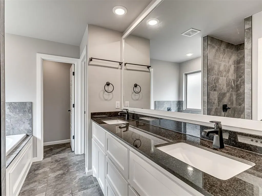 Photo 16 — 8324 Lambert Way, Edmond, OK 73034
