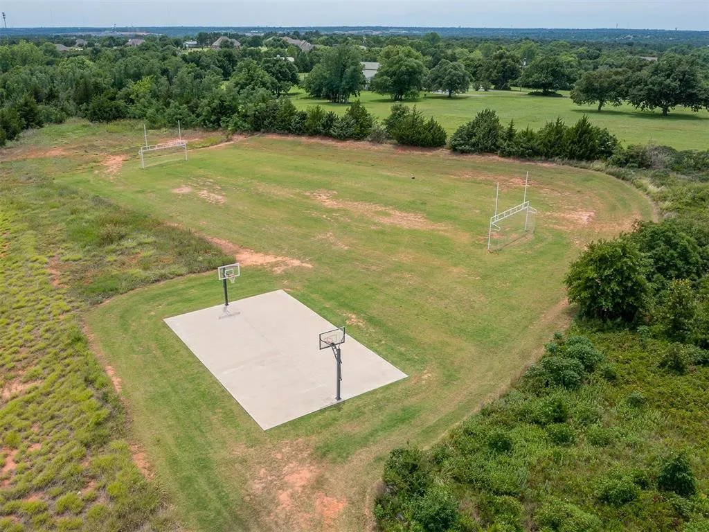 Photo 32 — 8324 Lambert Way, Edmond, OK 73034