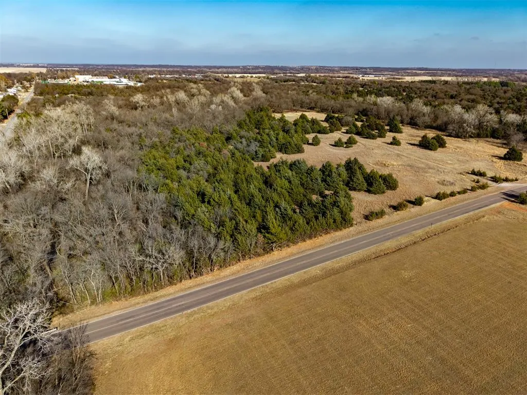 Photo 11 — 000 E Wilshire Boulevard, Jones, OK 73049