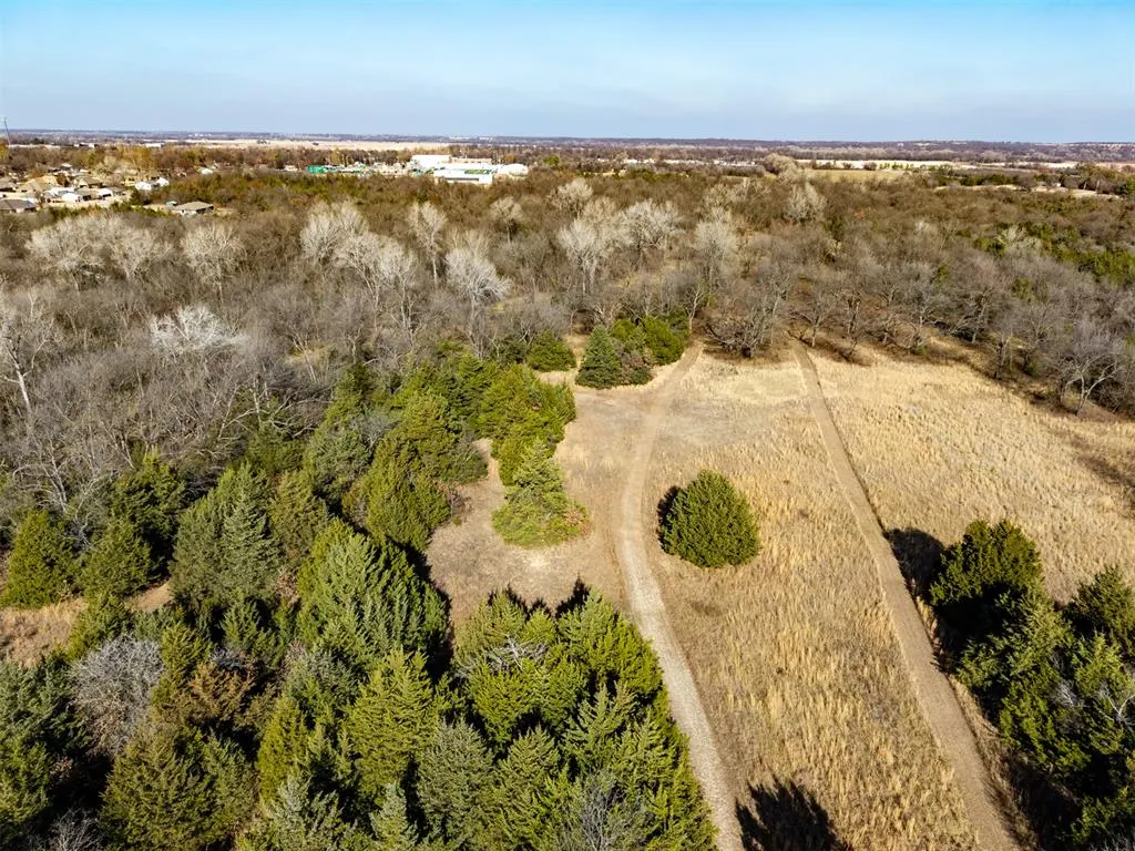 Photo 14 — 000 E Wilshire Boulevard, Jones, OK 73049