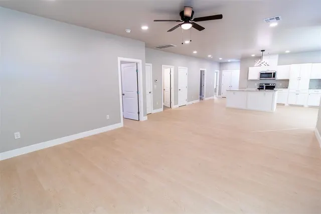 Photo 3 — 220 SE 42nd Street, Oklahoma City, OK 73129