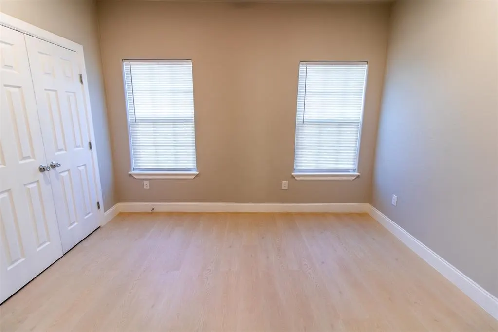 Photo 7 — 220 SE 42nd Street, Oklahoma City, OK 73129