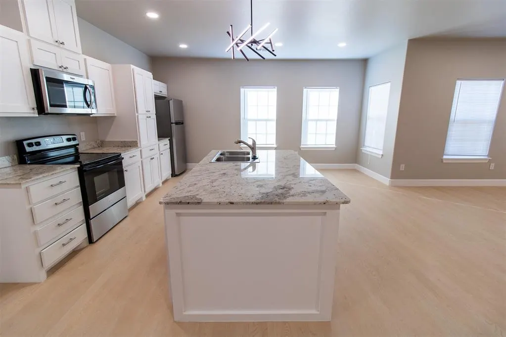 Photo 8 — 220 SE 42nd Street, Oklahoma City, OK 73129