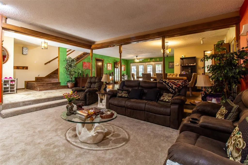 Photo 5 — 228 N Tunbridge Road, Oklahoma City, OK 73130