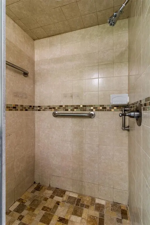 Photo 25 — 228 N Tunbridge Road, Oklahoma City, OK 73130