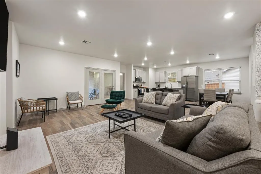 Photo 13 — 1416 Devonshire Court, Edmond, OK 73034