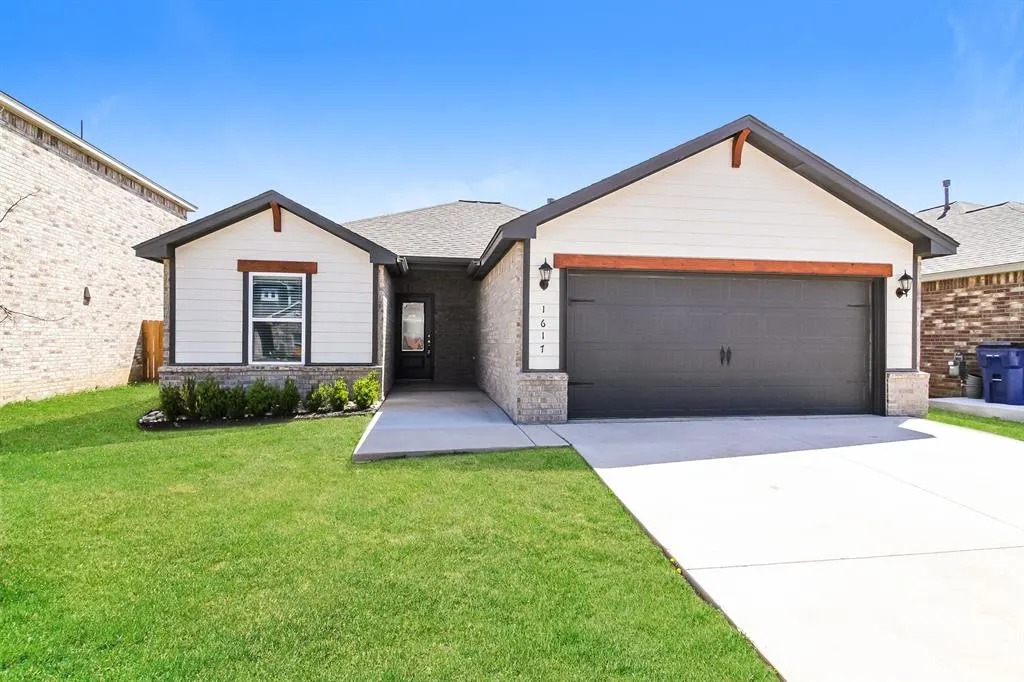 Front exterior — 1617 Amaranth Lane, El Reno, OK 73036