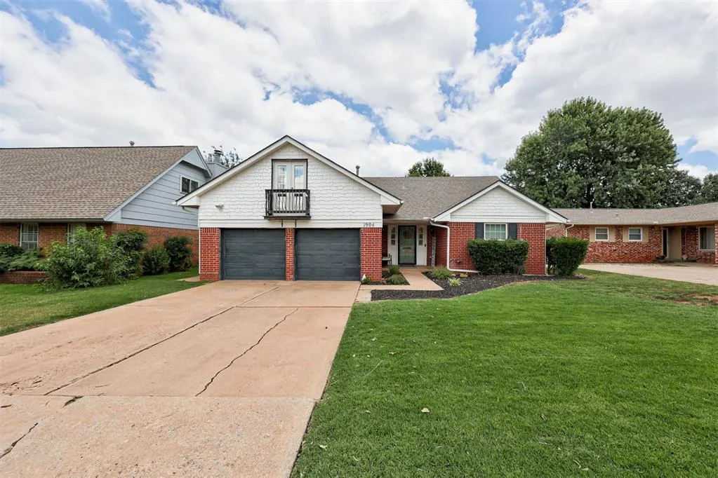 Front exterior — 1904 Michael Drive, Edmond, OK 73013