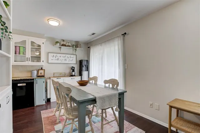 Photo 8 — 1904 Michael Drive, Edmond, OK 73013