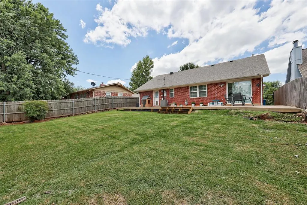 Photo 32 — 1904 Michael Drive, Edmond, OK 73013