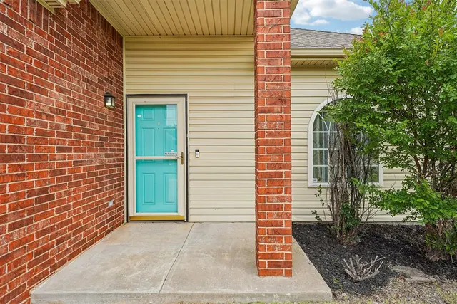 Photo 2 — 5917 SE 71st Street, Oklahoma City, OK 73135