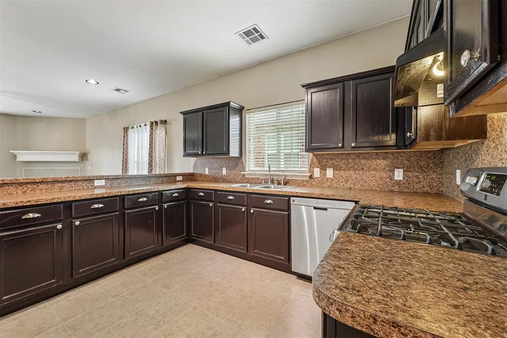 Photo 9 — 5917 SE 71st Street, Oklahoma City, OK 73135