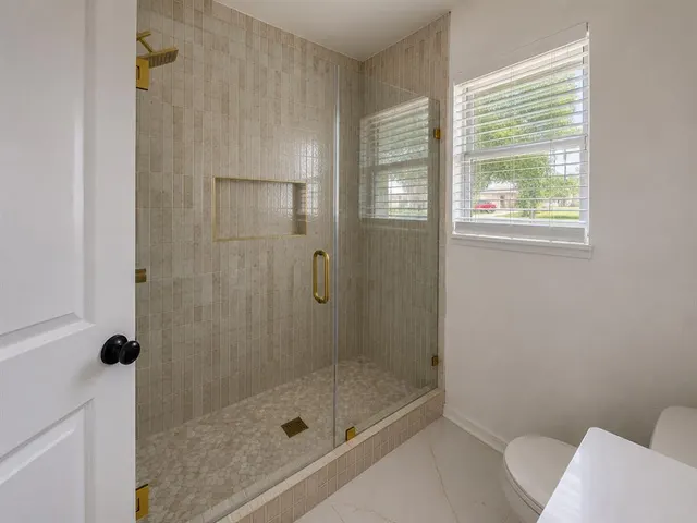 Photo 6 — 2836 SW 77th Street, Oklahoma City, OK 73159