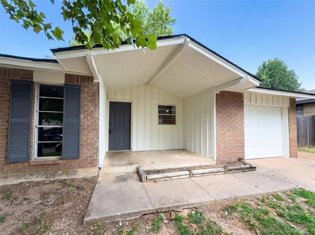 Front exterior — 1513 N Bradley Avenue, Oklahoma City, OK 73127