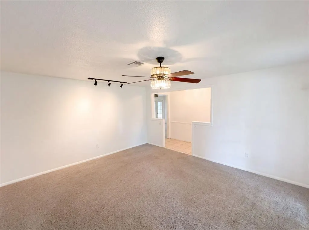 Photo 9 — 1513 N Bradley Avenue, Oklahoma City, OK 73127