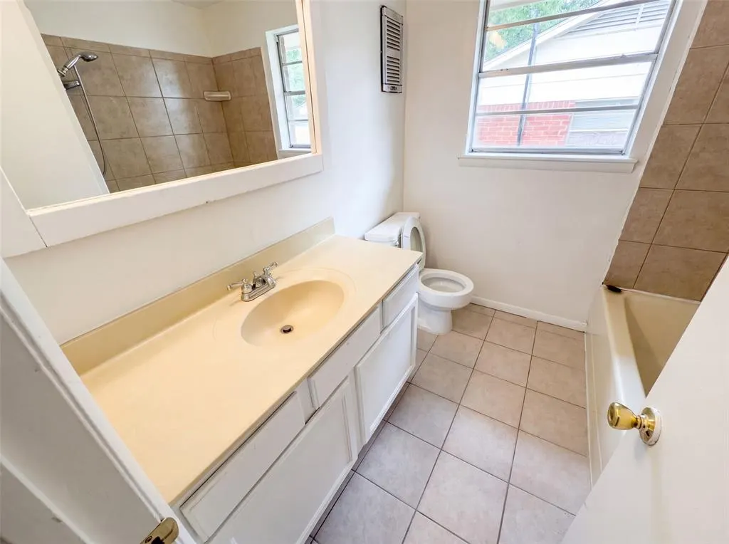 Photo 17 — 1513 N Bradley Avenue, Oklahoma City, OK 73127