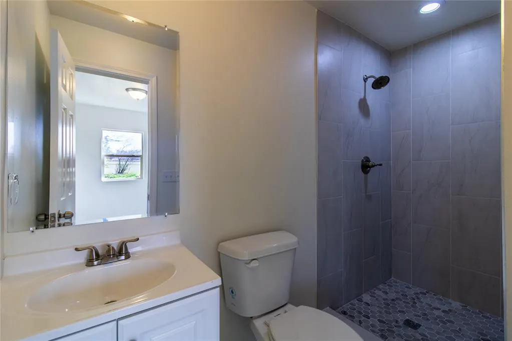 Photo 10 — 2512 SW 86th Street, Oklahoma City, OK 73159
