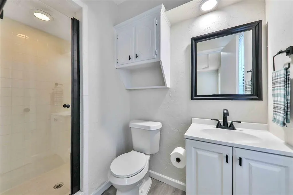 Photo 32 — 512 Morgan Drive, Moore, OK 73160