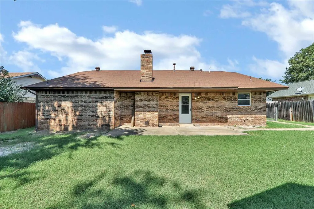 Photo 37 — 512 Morgan Drive, Moore, OK 73160