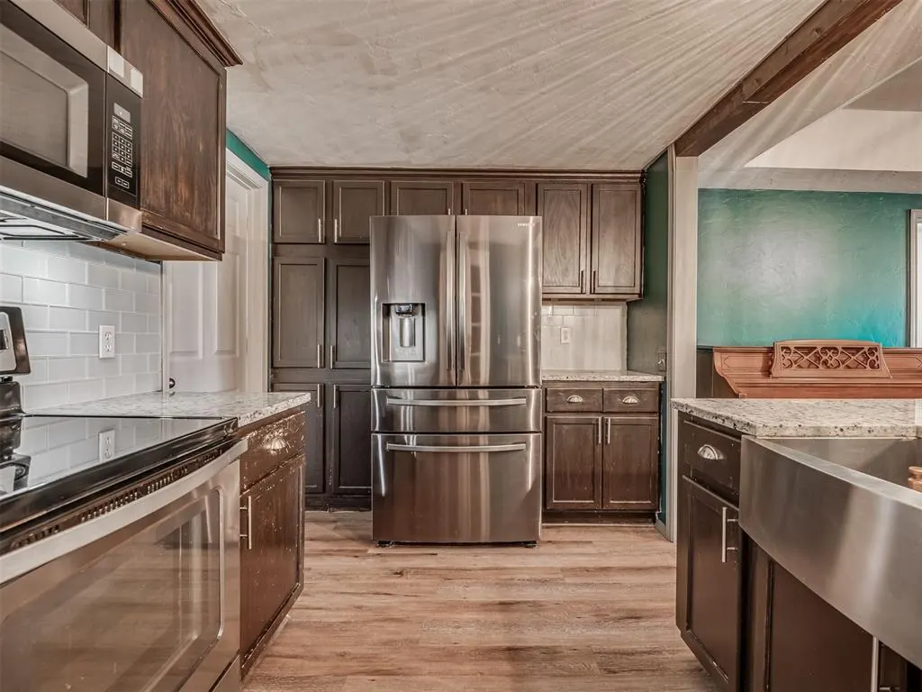 Photo 7 — 112 N Broadway Street, Crescent, OK 73028