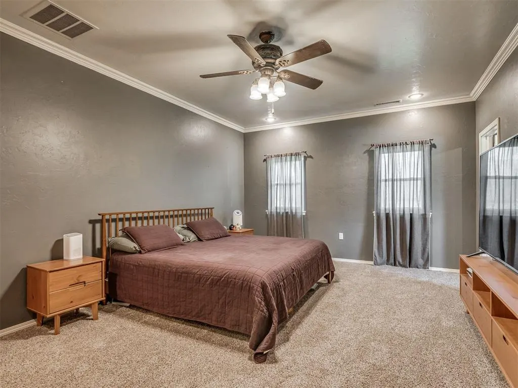 Photo 12 — 112 N Broadway Street, Crescent, OK 73028