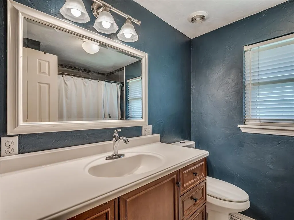 Photo 24 — 112 N Broadway Street, Crescent, OK 73028