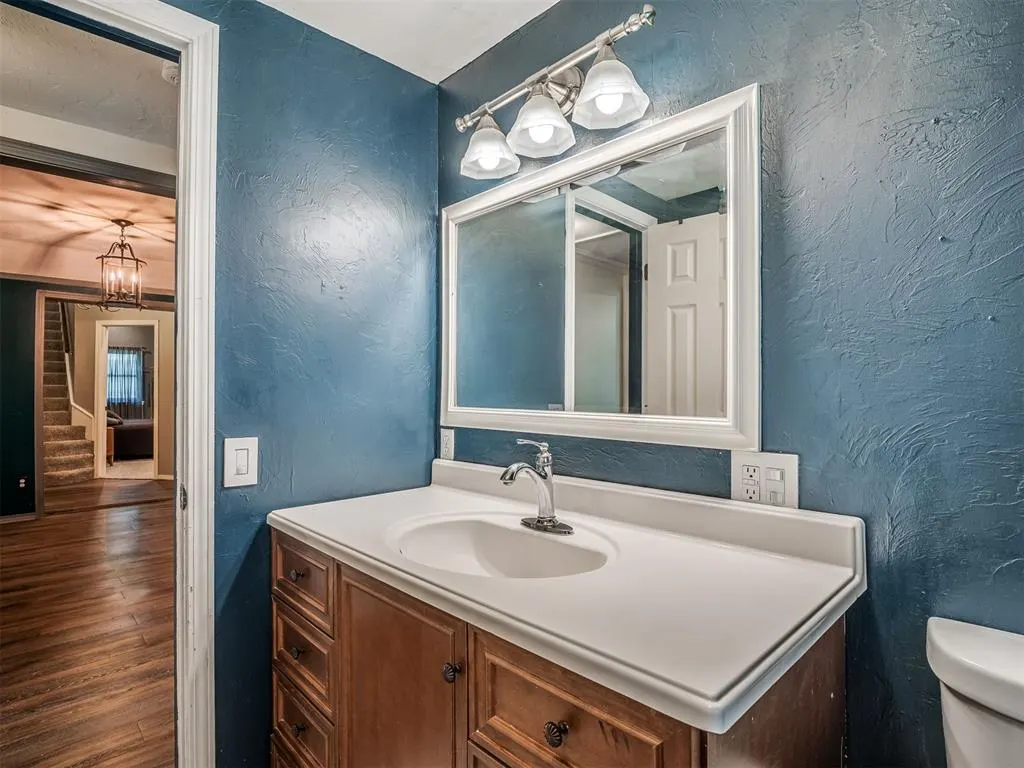 Photo 26 — 112 N Broadway Street, Crescent, OK 73028