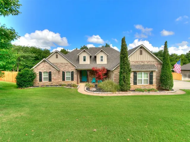 Front exterior — 10649 Green Meadows Drive, Edmond, OK 73025