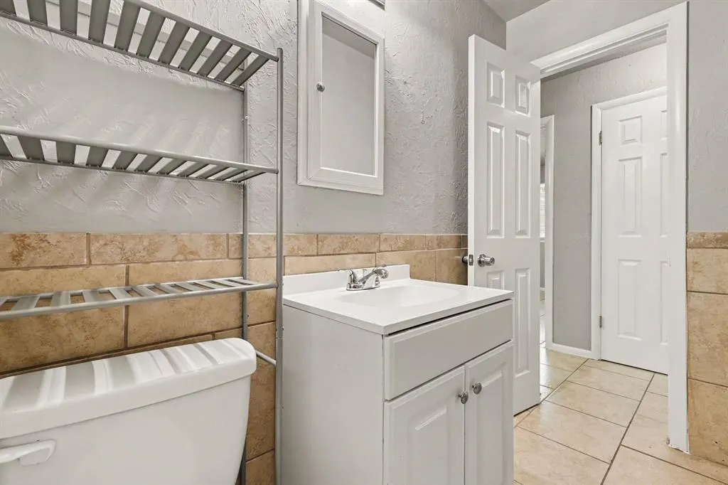 Photo 14 — 308 Arnold Avenue, Moore, OK 73160