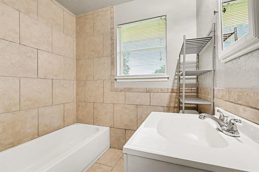 Photo 15 — 308 Arnold Avenue, Moore, OK 73160