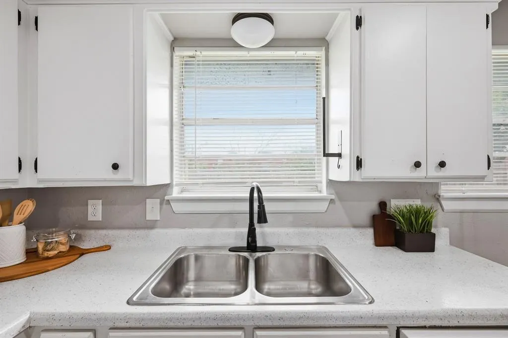 Photo 11 — 1718 NE Classen Boulevard, Norman, OK 73071