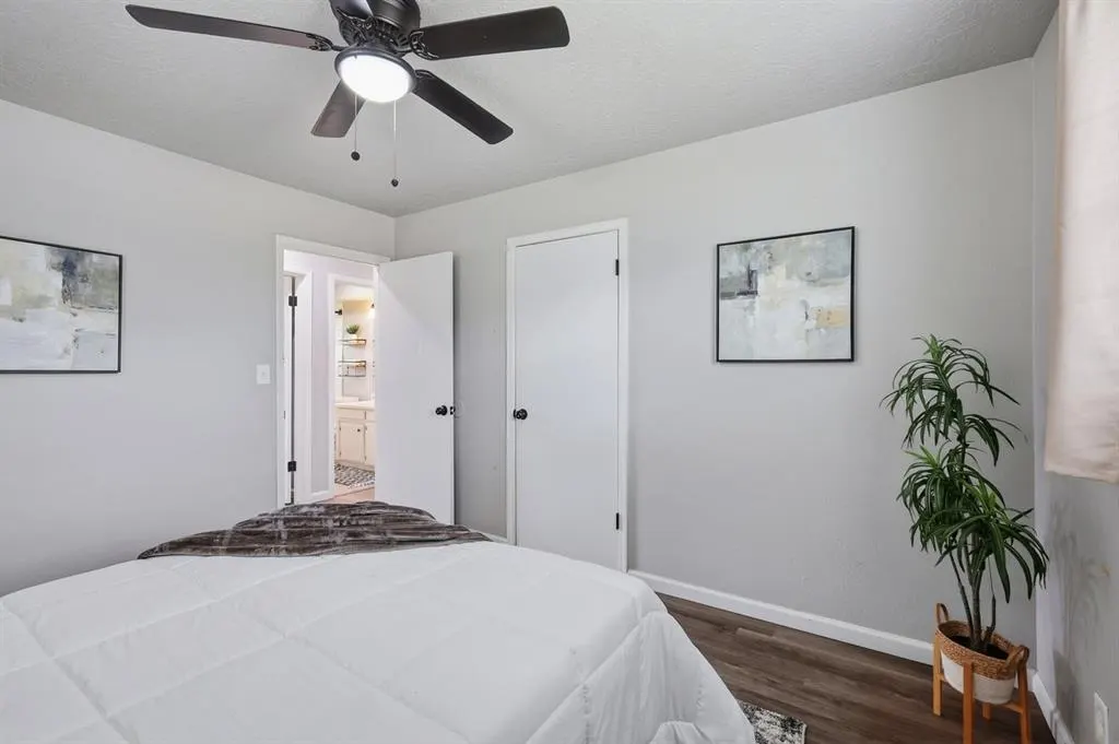 Photo 19 — 1718 NE Classen Boulevard, Norman, OK 73071