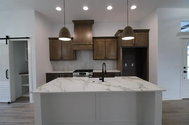 Photo 8 — 8421 Stonewood Drive, Oklahoma City, OK 73135