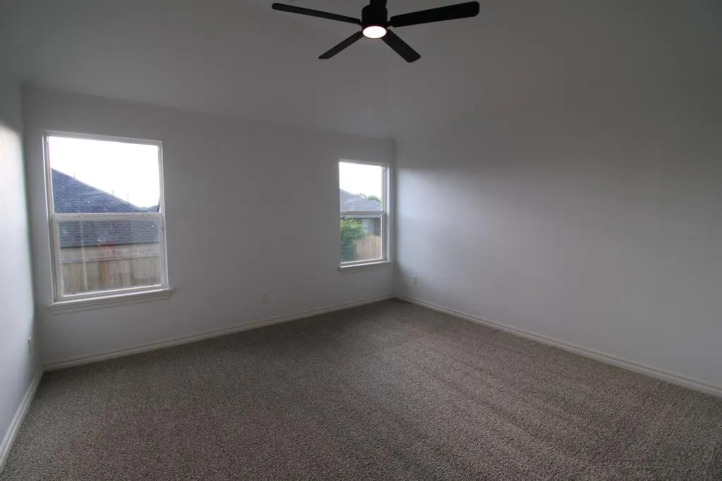 Photo 16 — 8421 Stonewood Drive, Oklahoma City, OK 73135