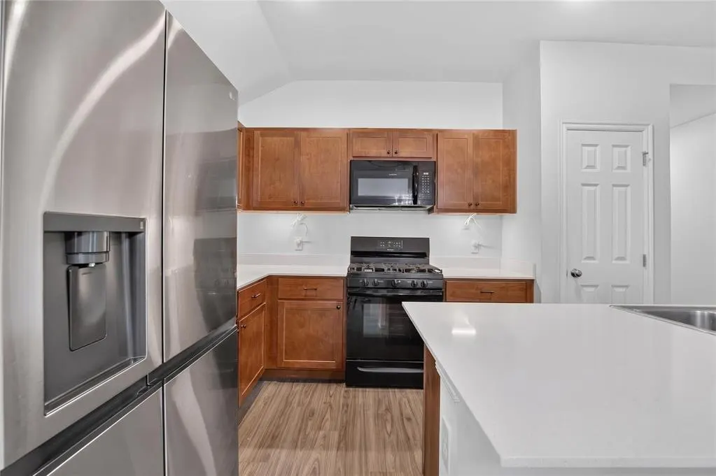 Photo 14 — 1320 Willowood Circle, Yukon, OK 73099
