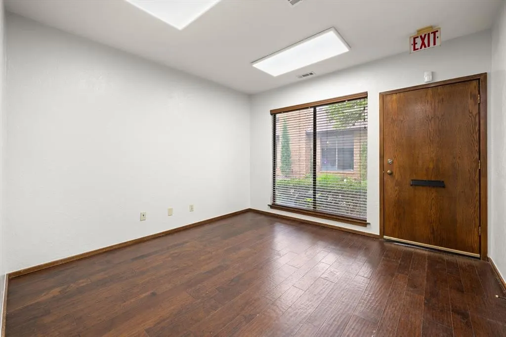 Photo 5 — 1616 E 19th Street 301, Edmond, OK 73013
