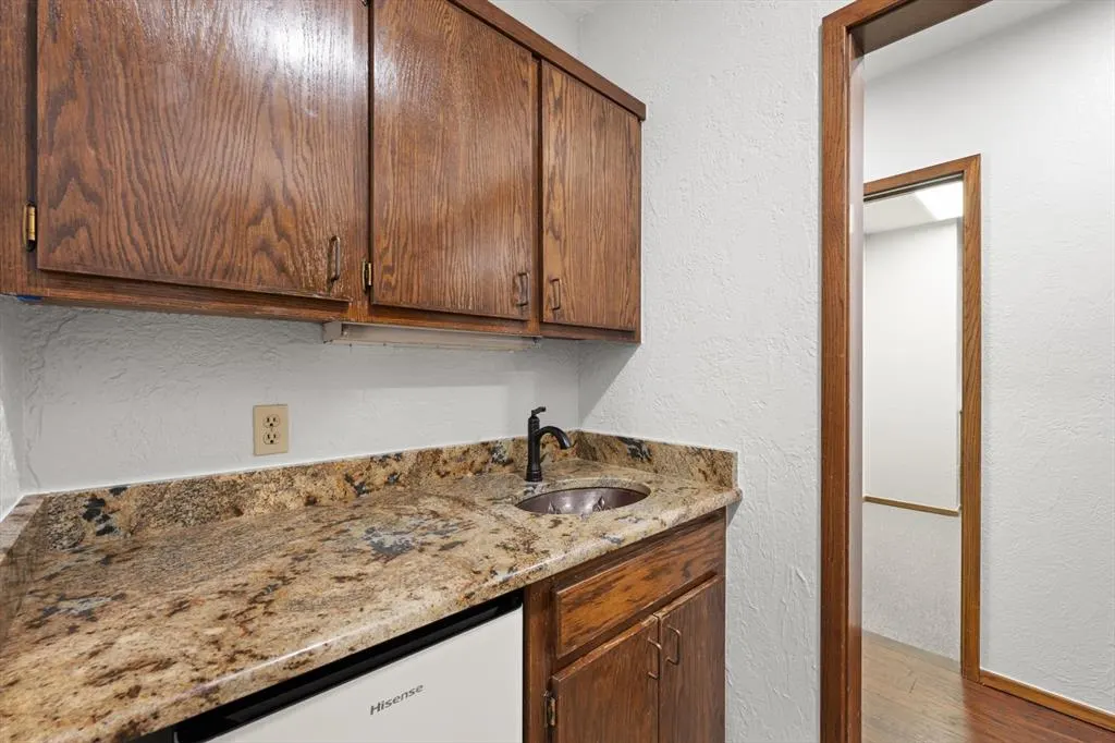 Photo 19 — 1616 E 19th Street 301, Edmond, OK 73013