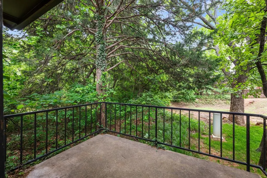 Photo 20 — 1616 E 19th Street 301, Edmond, OK 73013