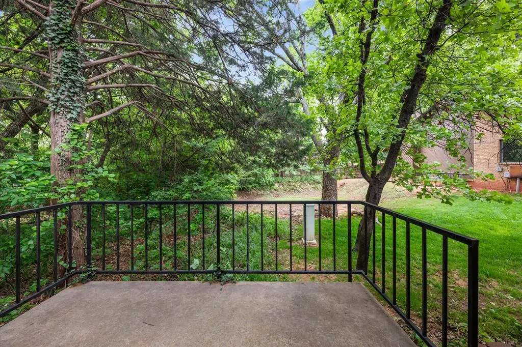 Photo 21 — 1616 E 19th Street 301, Edmond, OK 73013