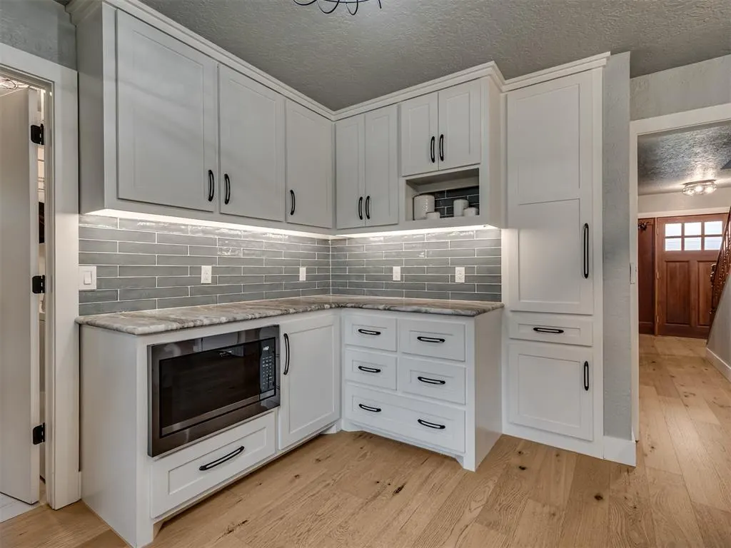Photo 9 — 9813 SW 104th Street, Mustang, OK 73064