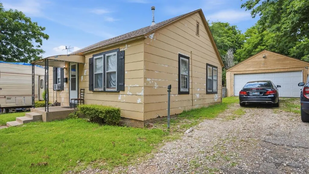 Photo 4 — 3417 NW 14th Street, Oklahoma City, OK 73107