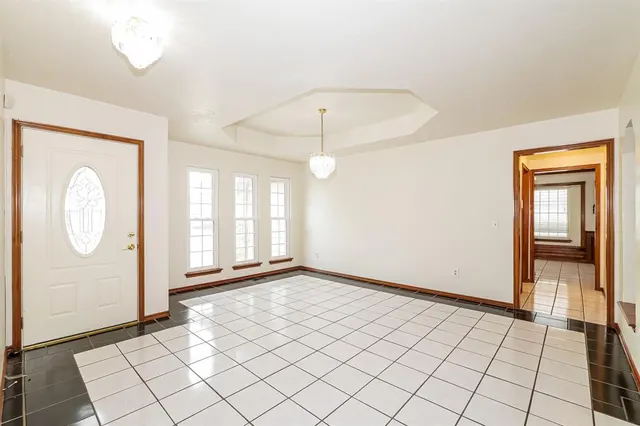 Photo 4 — 509 Greenfield Drive, Yukon, OK 73099