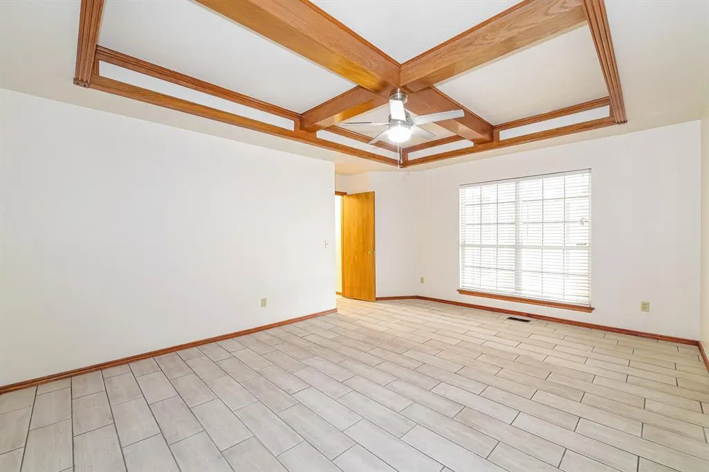 Photo 18 — 509 Greenfield Drive, Yukon, OK 73099