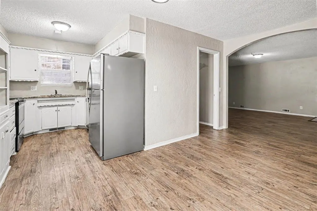 Photo 4 — 6728 N Tall Oaks Drive, Oklahoma City, OK 73127
