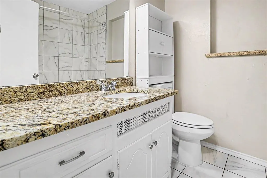 Photo 12 — 6728 N Tall Oaks Drive, Oklahoma City, OK 73127
