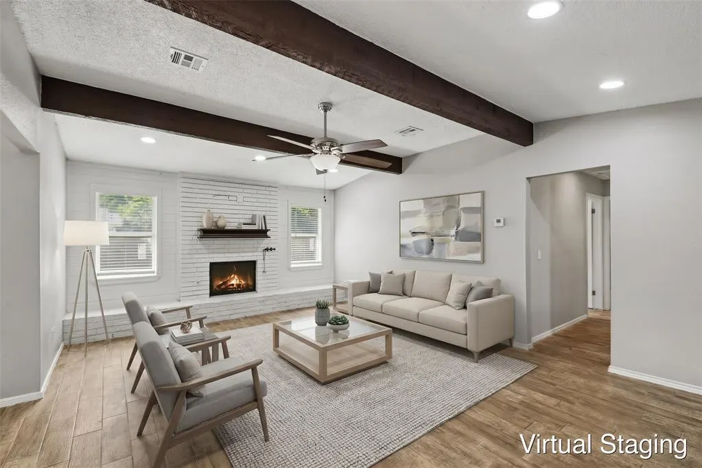 Photo 3 — 1508 W Hollyhead Terrace, Yukon, OK 73099
