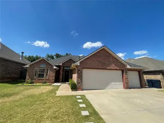 Sold home at 11913 SW 17th Street