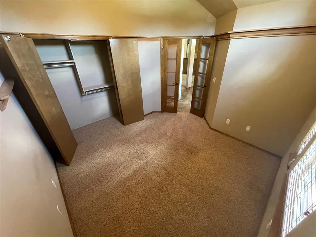 Photo 14 — 11913 SW 17th Street, Yukon, OK 73099
